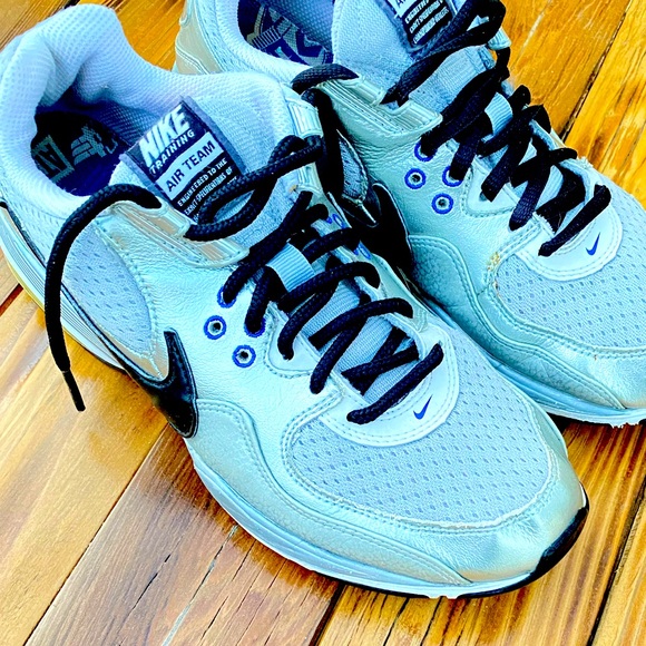 Retro Metallic Silver Air Team Training Nikes sz 7 - Picture 12 of 12